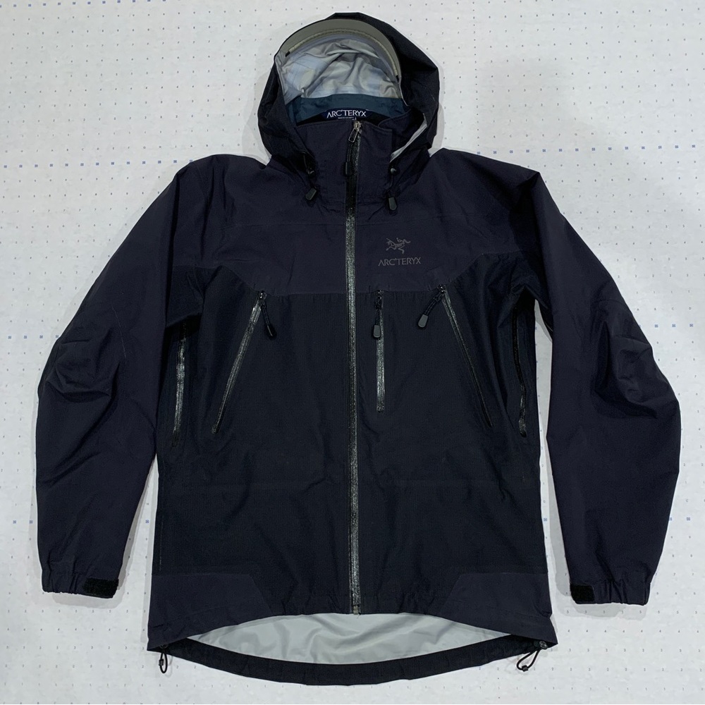 Vintage Arc’Teryx Goretex Theta AR Jacket